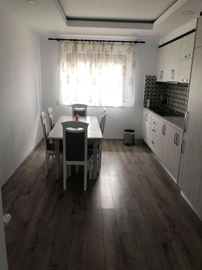 Holiday Luxury Villa With Private Garden Şelimbăr 外观 照片