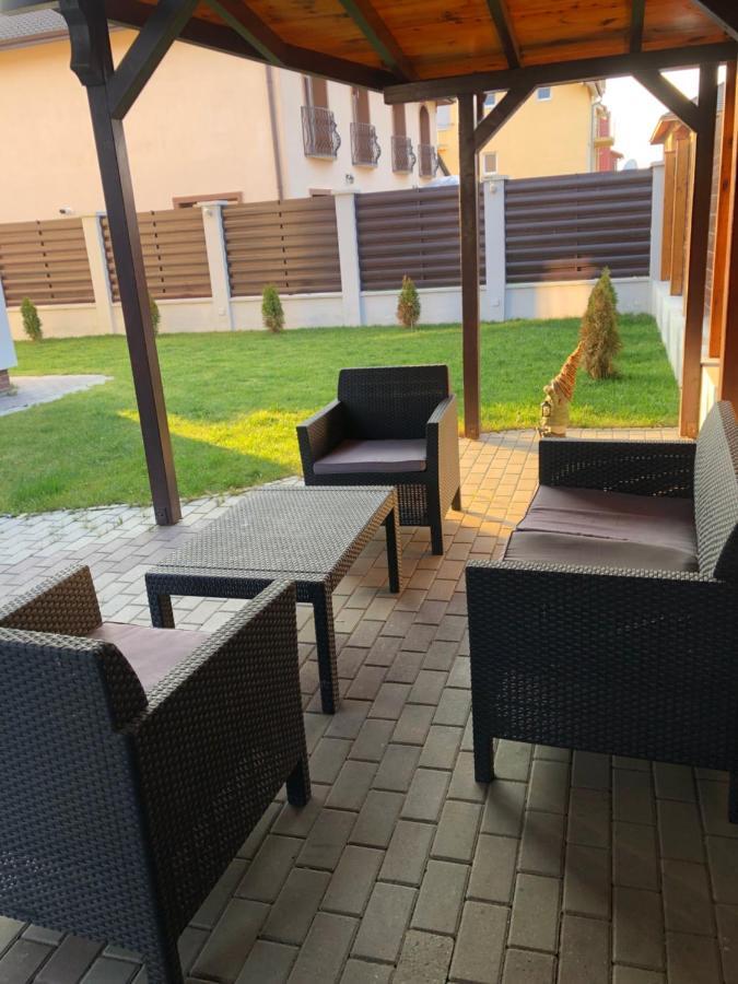 Holiday Luxury Villa With Private Garden Şelimbăr 外观 照片