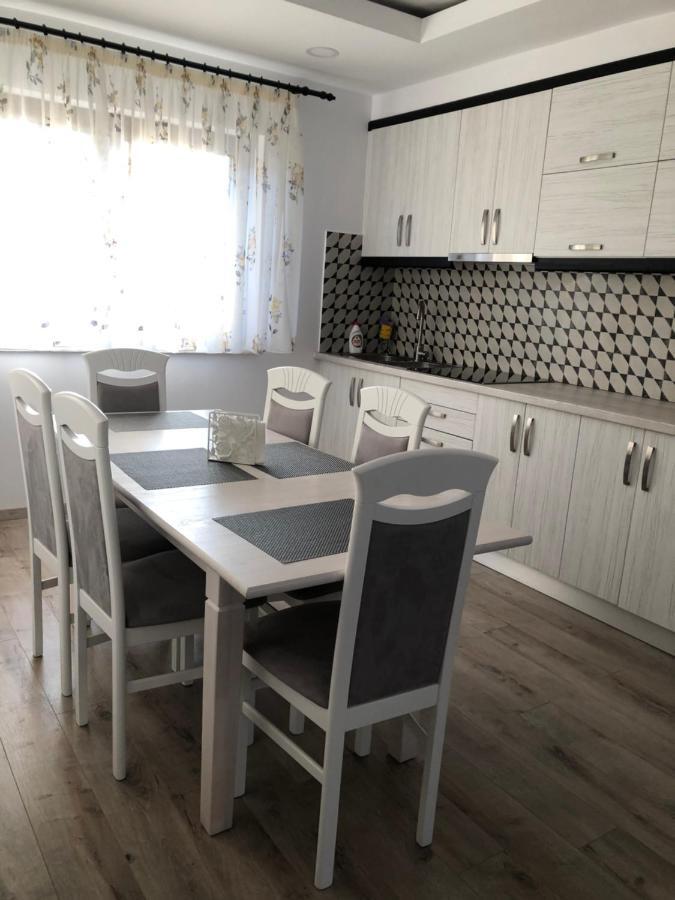 Holiday Luxury Villa With Private Garden Şelimbăr 外观 照片